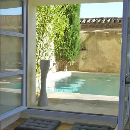 La Demeure Du Chateau Bed & Breakfast