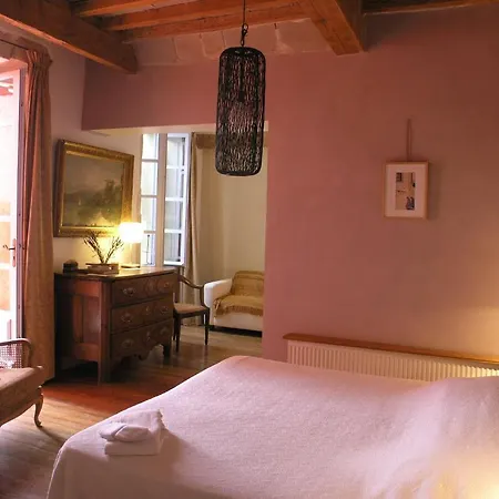 La Demeure Du Chateau Couette-café Grignan